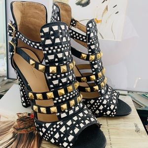 Pre loved Zara Heel Sandals